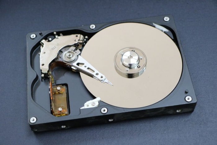Jak zachránit data, když pevný disk přestane poslouchat?